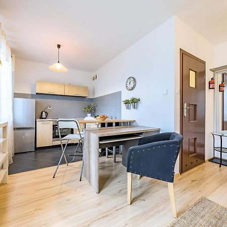 Apartament Z Balkonem I Bezplatnym Parkingiem Gdaňsk Exteriér fotografie