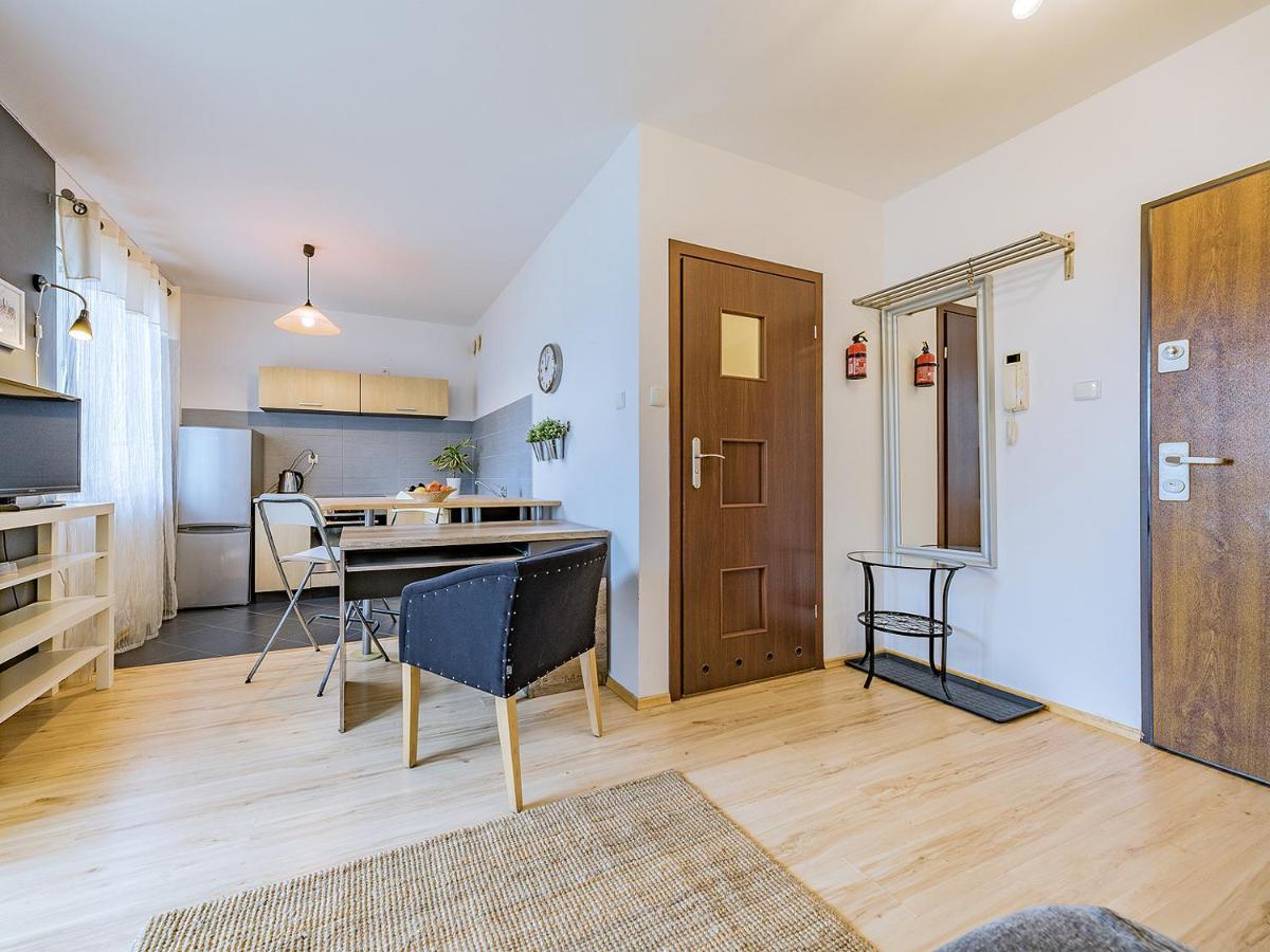 Apartament Z Balkonem I Bezplatnym Parkingiem Gdaňsk Exteriér fotografie